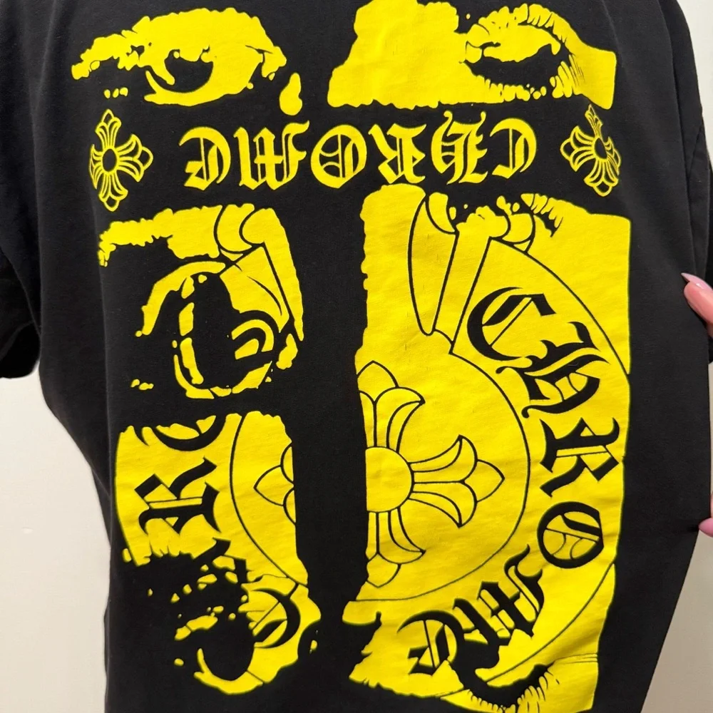 CHROME HEARTS BLACK YELLOW LOGO PRINT CH CHEST POCKET CREWNECK TEE SHIRT - Picture 4 of 10
